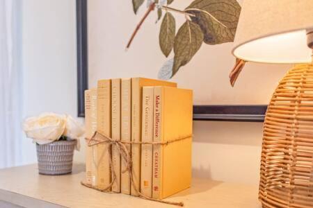 Downtown Luxury Farmhouse Apartment #4 West Dundee Bagian luar foto