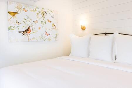 Downtown Luxury Farmhouse Apartment #4 West Dundee Bagian luar foto